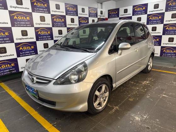 HONDA FIT 1.4 LX 8V GASOLINA 4P AUTOMÁTICO HONDA FIT 1.4 LX 8V GASOLINA 4P AUTOMÁTICO